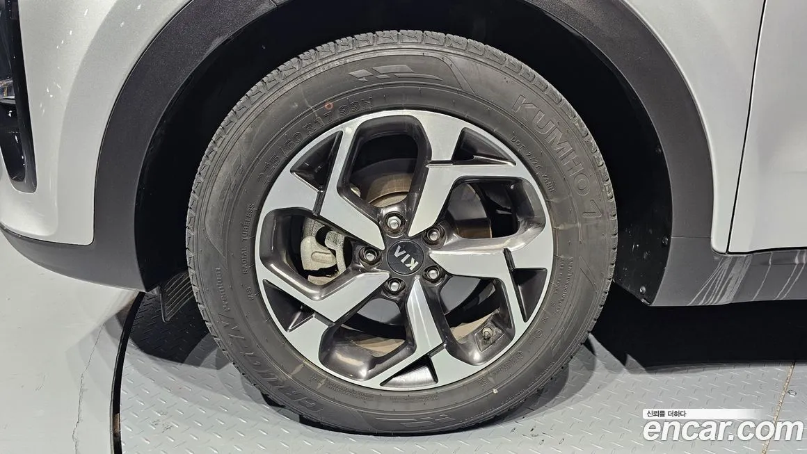 Kia Sportage — фото 5