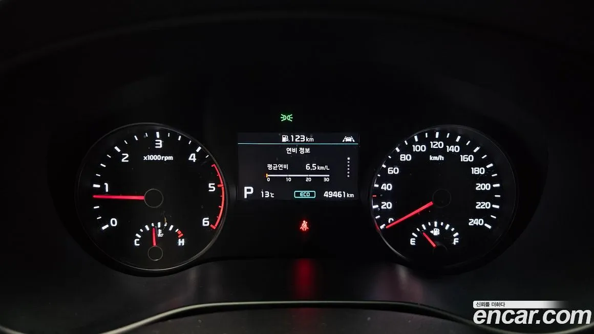 Kia Sportage — фото 8