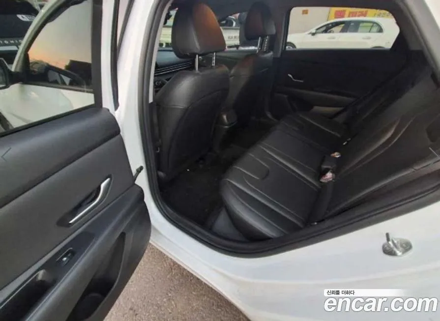 Hyundai AVANTE 2022 из KR, фото 7