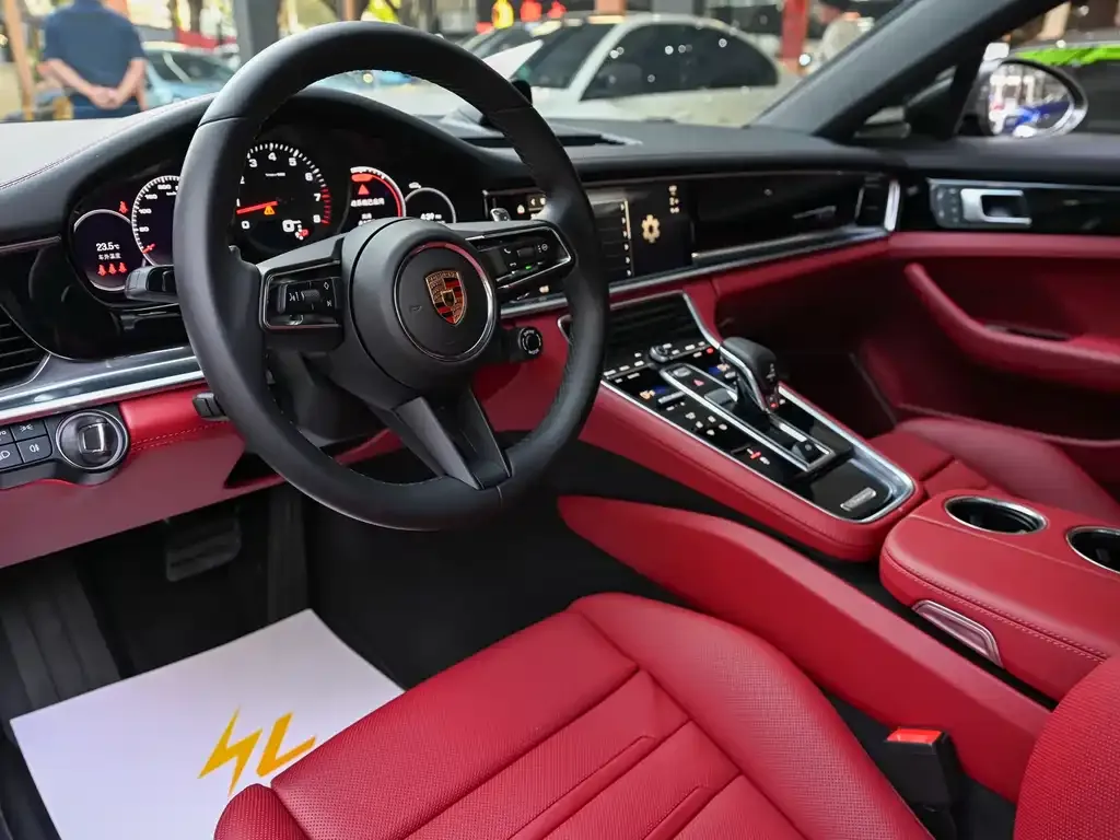 Porsche Panamera 2023 из CN, фото 8