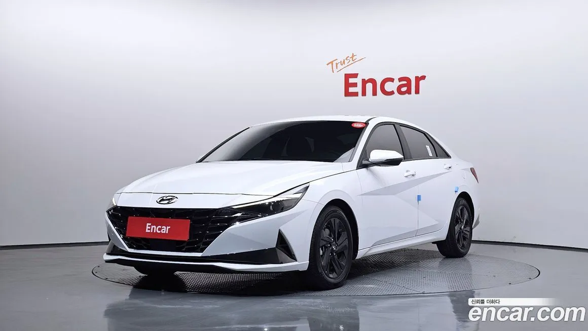 Hyundai AVANTE 2023 из KR, фото 1