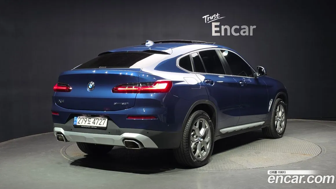 BMW X4 2023 из KR, фото 2