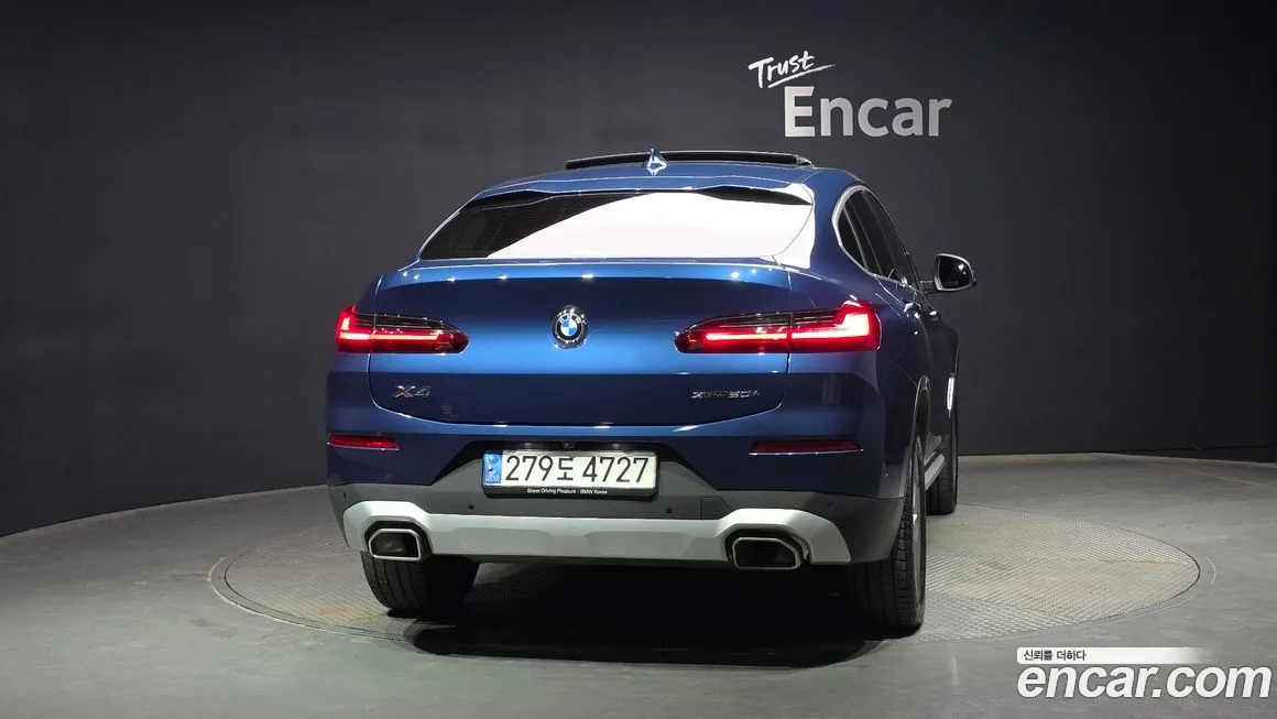 BMW X4 2023 из KR, фото 4