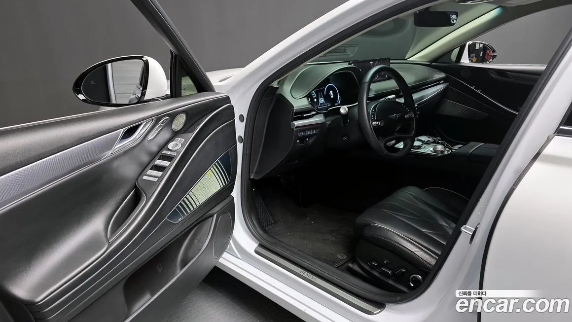 Genesis G80 — фото 10