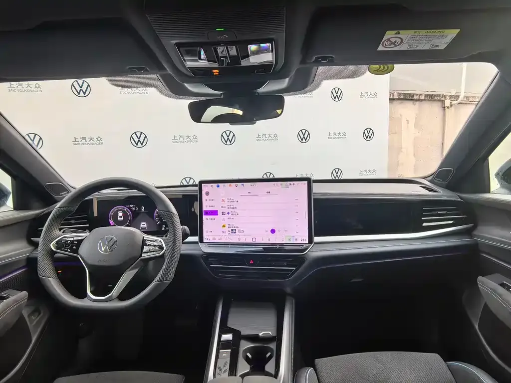 Volkswagen Passat 2024 из CN, фото 10