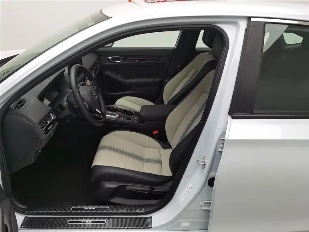 Honda Civic 2024 из CN, фото 10
