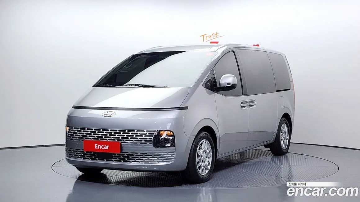 Hyundai Staria 2023 из KR, фото 1