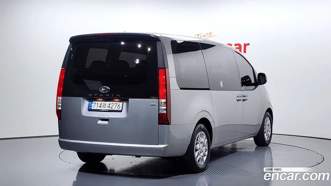 Hyundai Staria 2023 из KR, фото 2