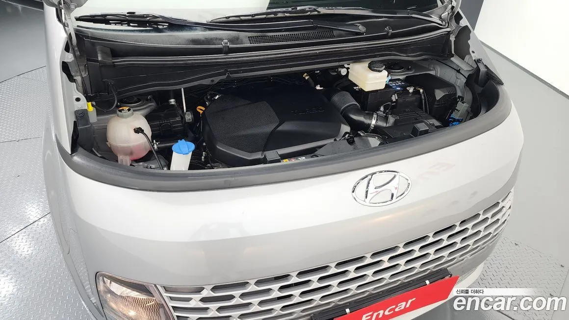 Hyundai Staria 2023 из KR, фото 6
