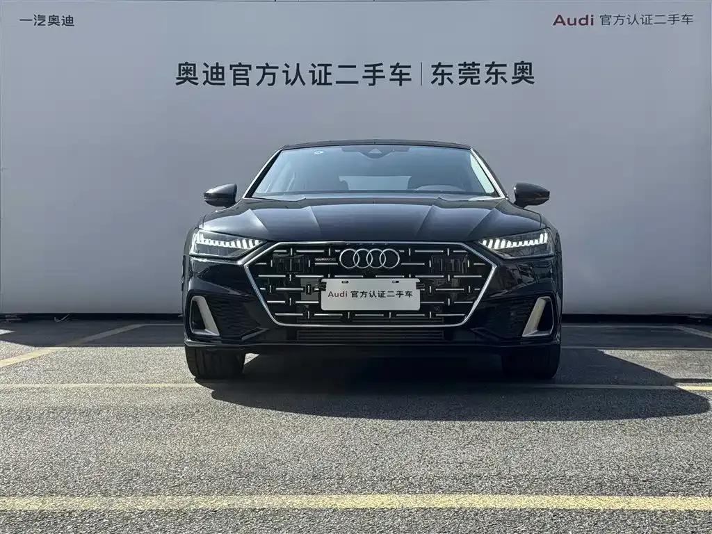 Audi A7L 2024 из CN, фото 2