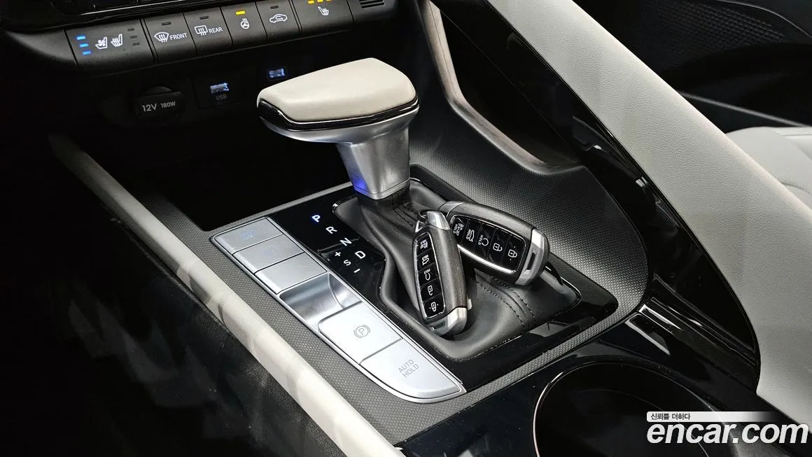 Hyundai AVANTE — фото 9