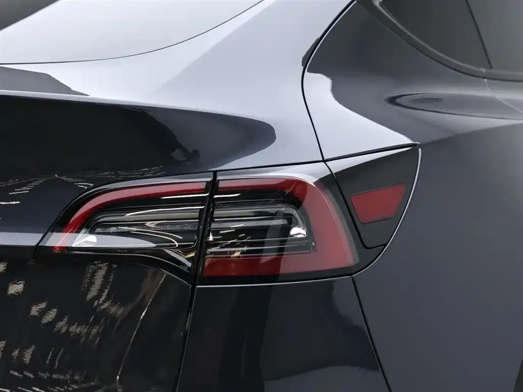 Tesla Model Y 2024 из CN, фото 5