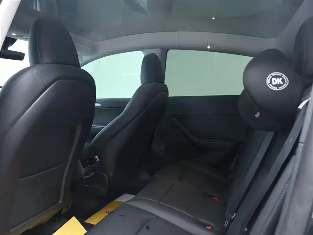 Tesla Model Y 2024 из CN, фото 8