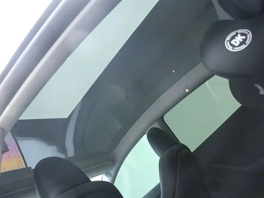 Tesla Model Y 2024 из CN, фото 9