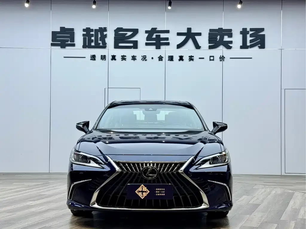 Lexus ES — фото 2