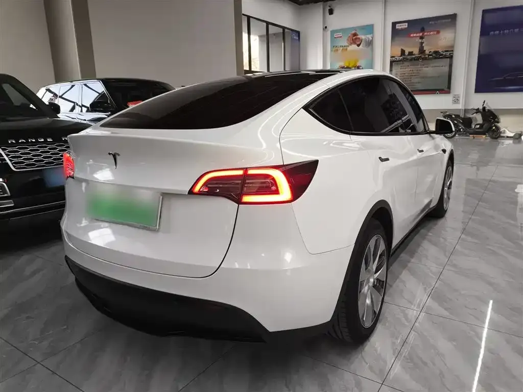 Tesla Model Y 2022 из CN, фото 7