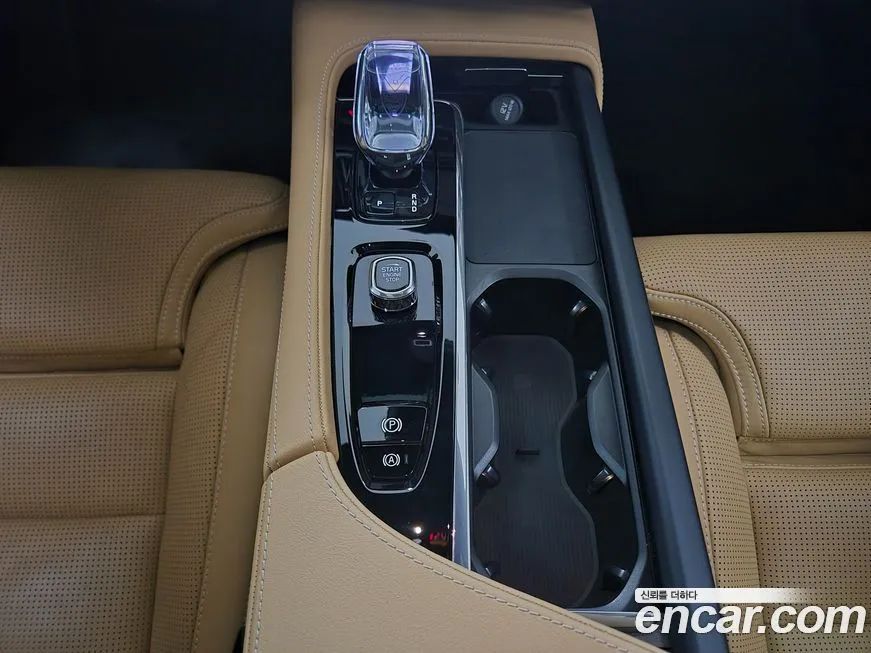 Volvo S90 2024 из KR, фото 9