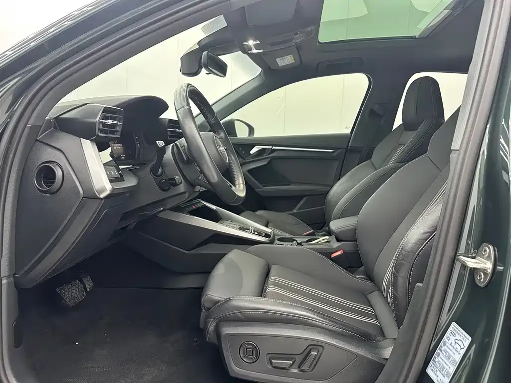 Audi A3 2022 из CN, фото 6
