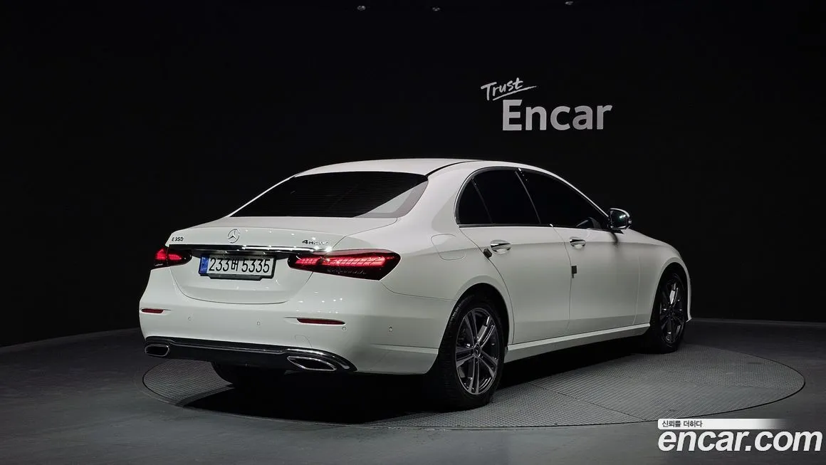 Mercedes-Benz E-Class 2022 из KR, фото 2
