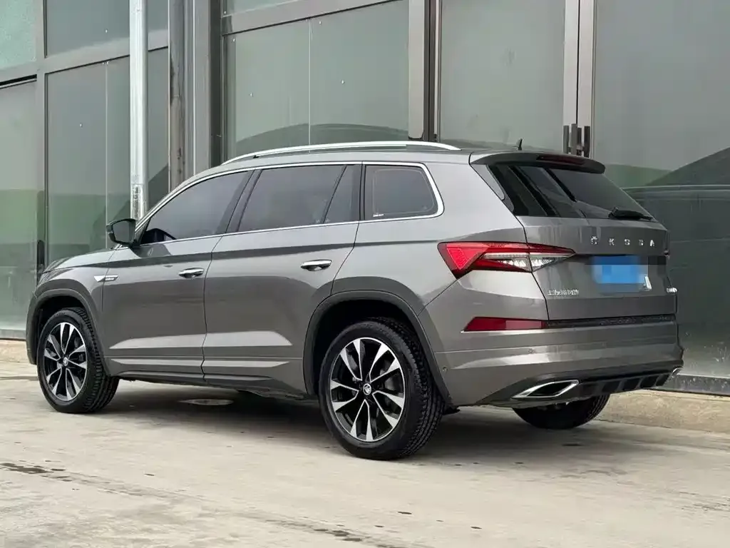 Skoda Kodiaq 2023 из CN, фото 4