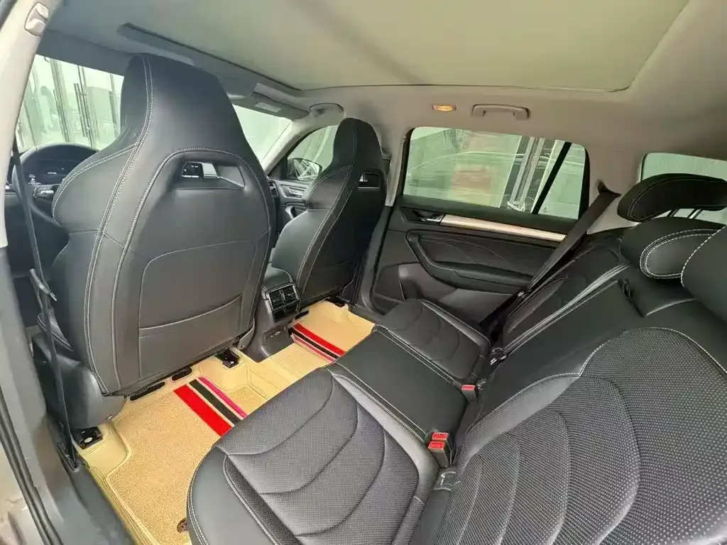 Skoda Kodiaq 2023 из CN, фото 9