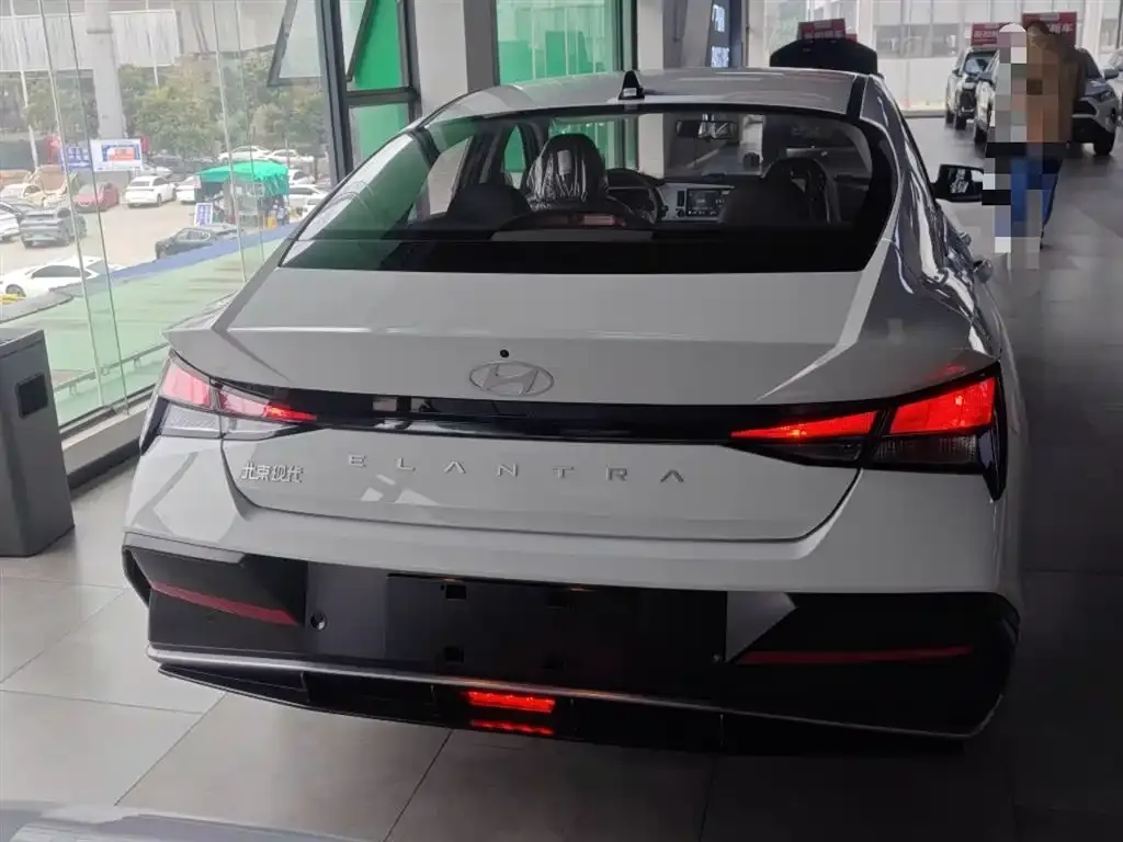 Hyundai Elantra 2025 из CN, фото 6