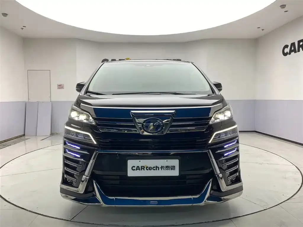 Toyota Vellfire 2021 из CN, фото 4