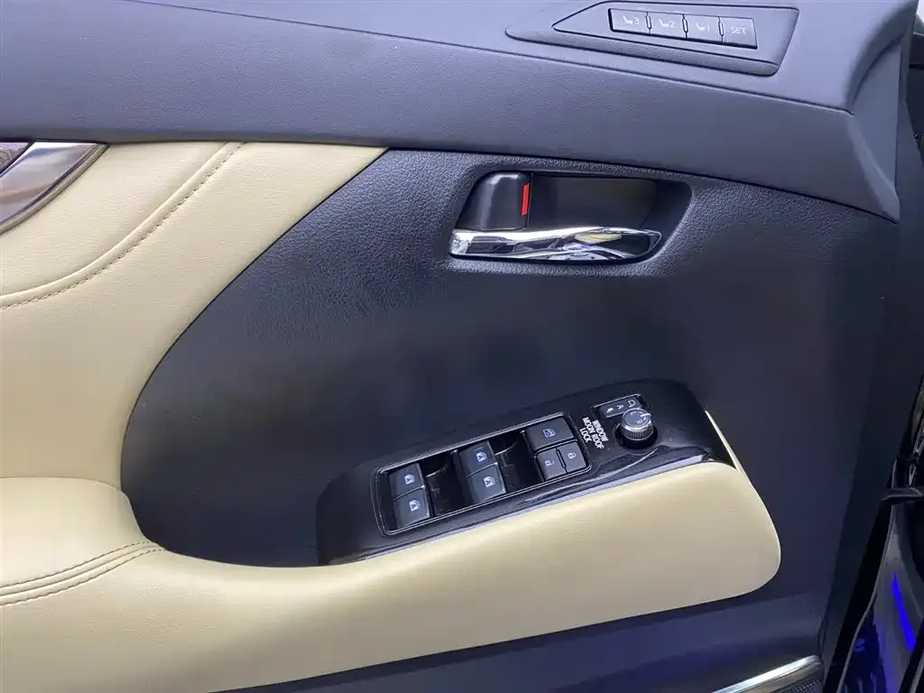 Toyota Vellfire 2021 из CN, фото 8