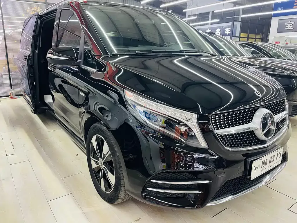 Mercedes-Benz V-Class 2021 из CN, фото 2