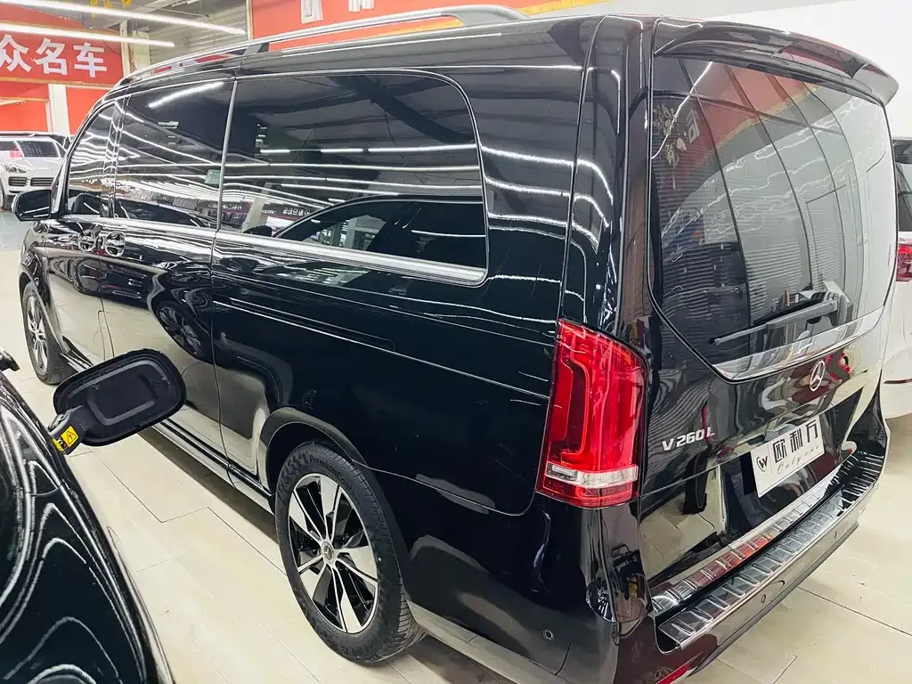 Mercedes-Benz V-Class 2021 из CN, фото 3