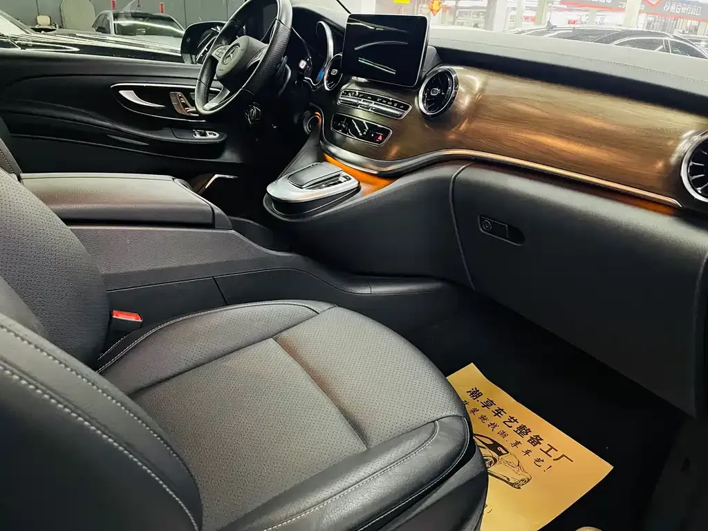 Mercedes-Benz V-Class 2021 из CN, фото 6