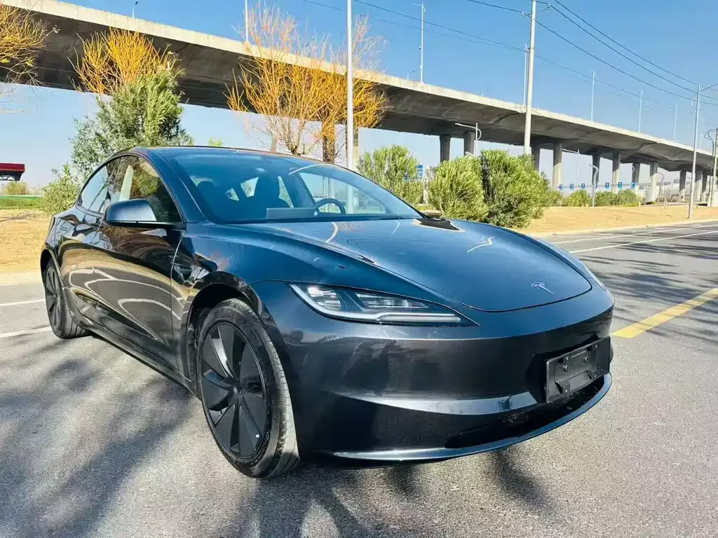 Tesla Model 3 2025 из CN, фото 3