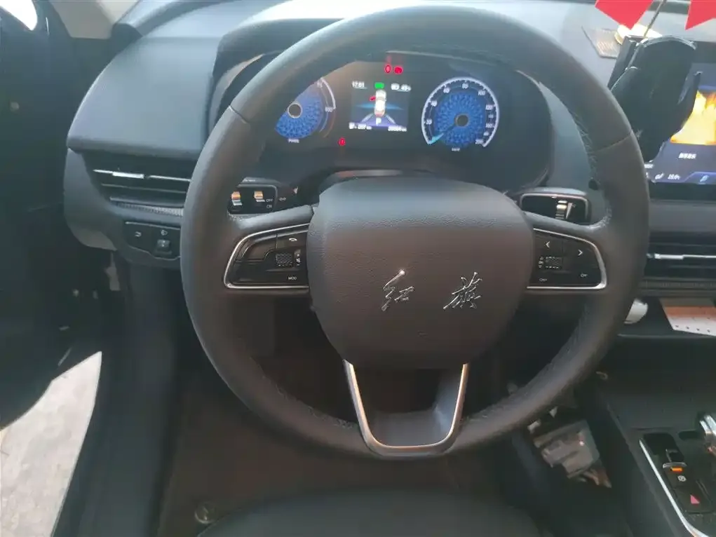 Hongqi E-QM5 2024 из CN, фото 3