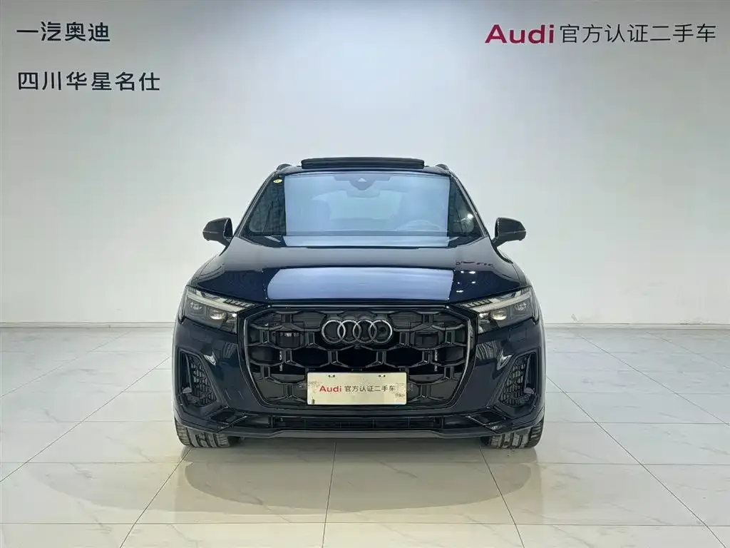 Audi SQ7 2024 из CN, фото 2