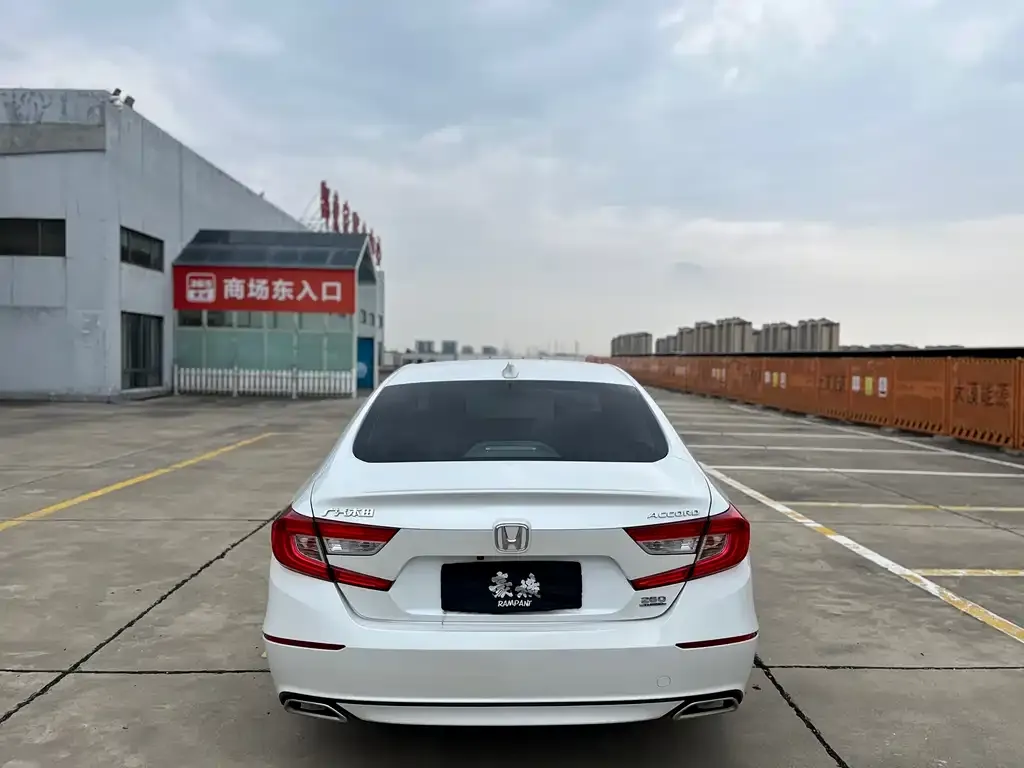 Honda Accord 2021 из CN, фото 5