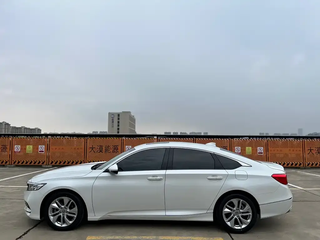 Honda Accord 2021 из CN, фото 7