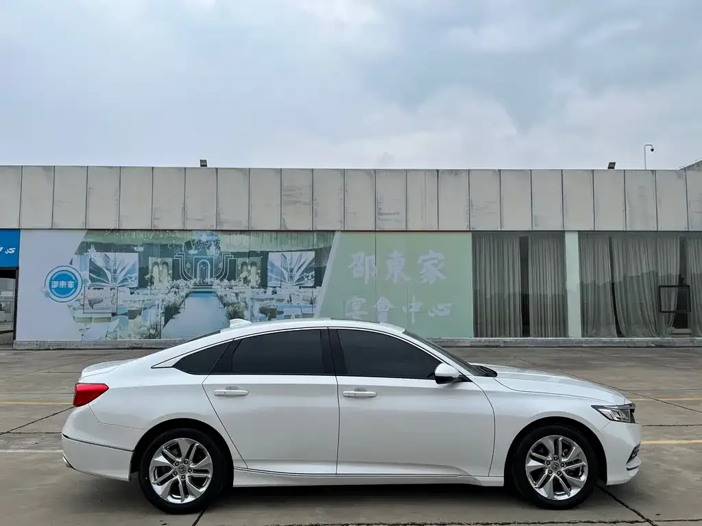 Honda Accord 2021 из CN, фото 8