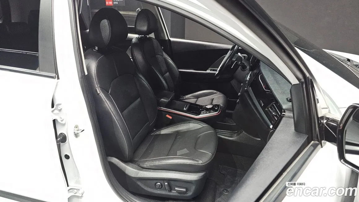 Kia Niro 2023 из KR, фото 10