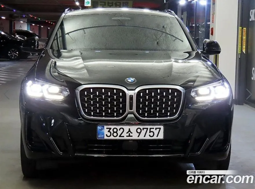 BMW X4 2024 из KR, фото 2