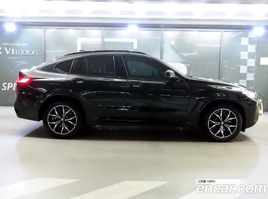 BMW X4 2024 из KR, фото 3
