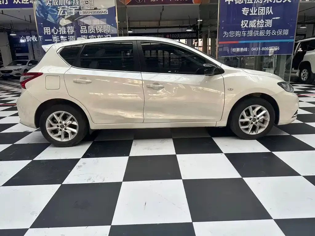 Nissan Tiida 2022 из CN, фото 6