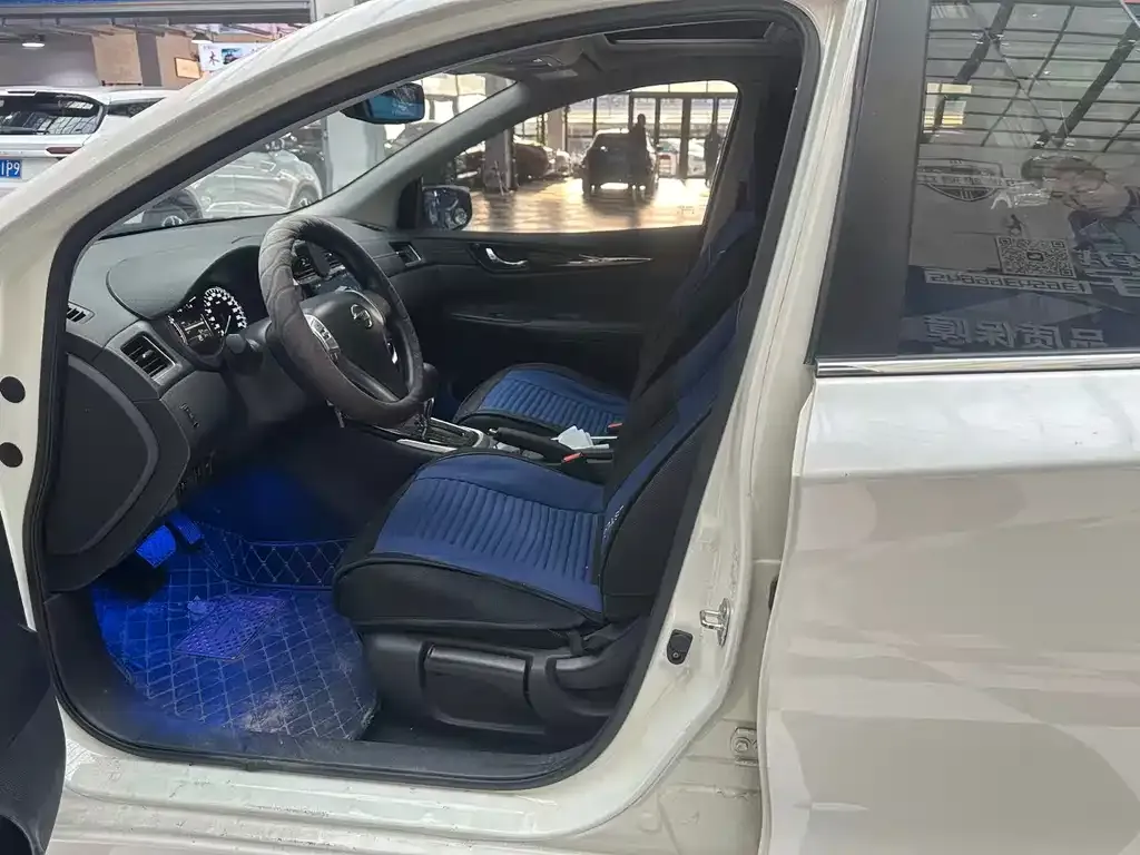 Nissan Tiida 2022 из CN, фото 7