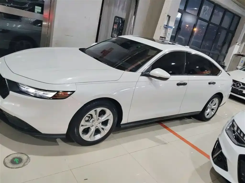 Honda Accord 2024 из CN, фото 5