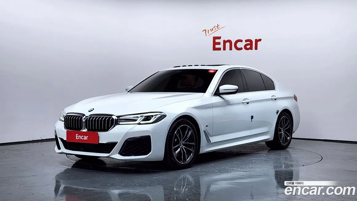 BMW 5-Series 2023 из KR, фото 1
