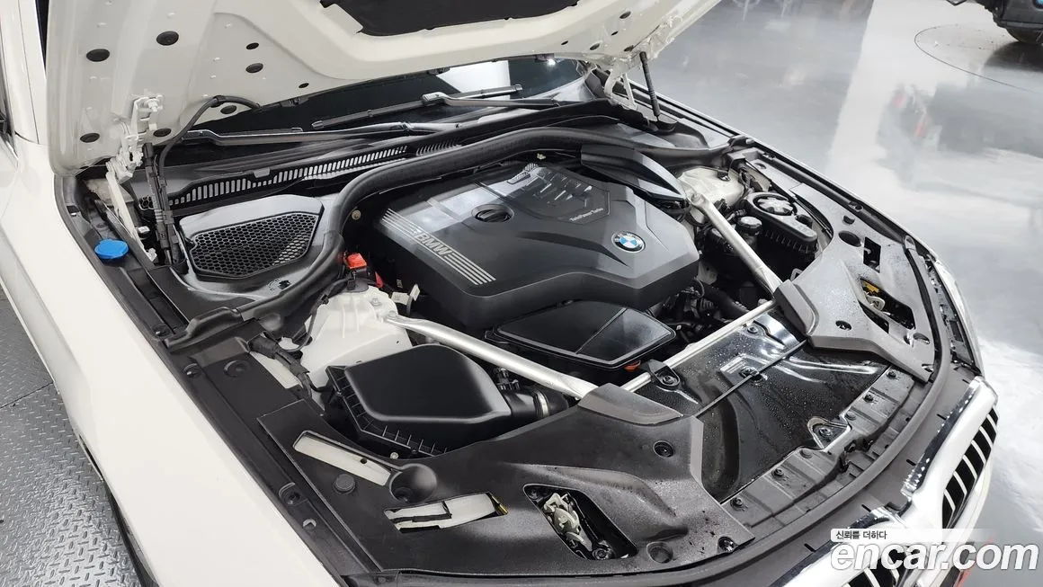BMW 5-Series 2023 из KR, фото 6