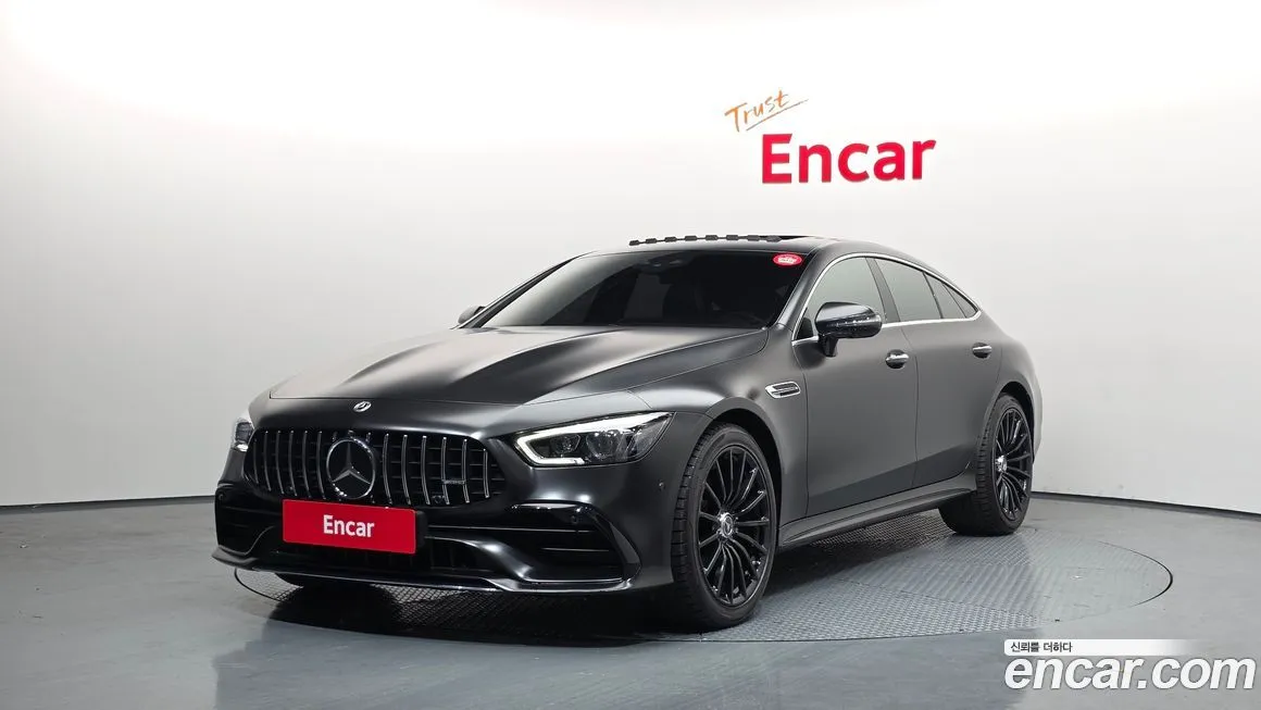 Mercedes-Benz AMG GT — фото 1