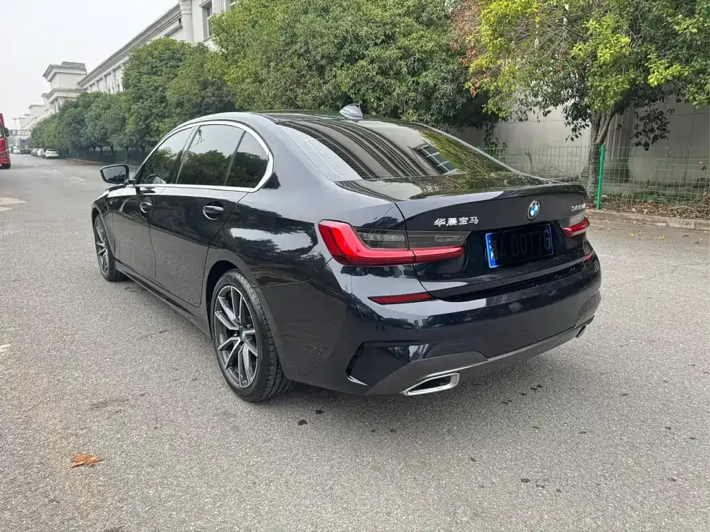BMW 3 Series 2022 из CN, фото 9