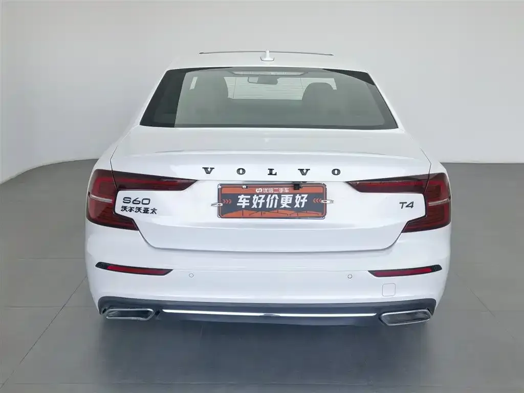 Volvo S60 2021 из CN, фото 4