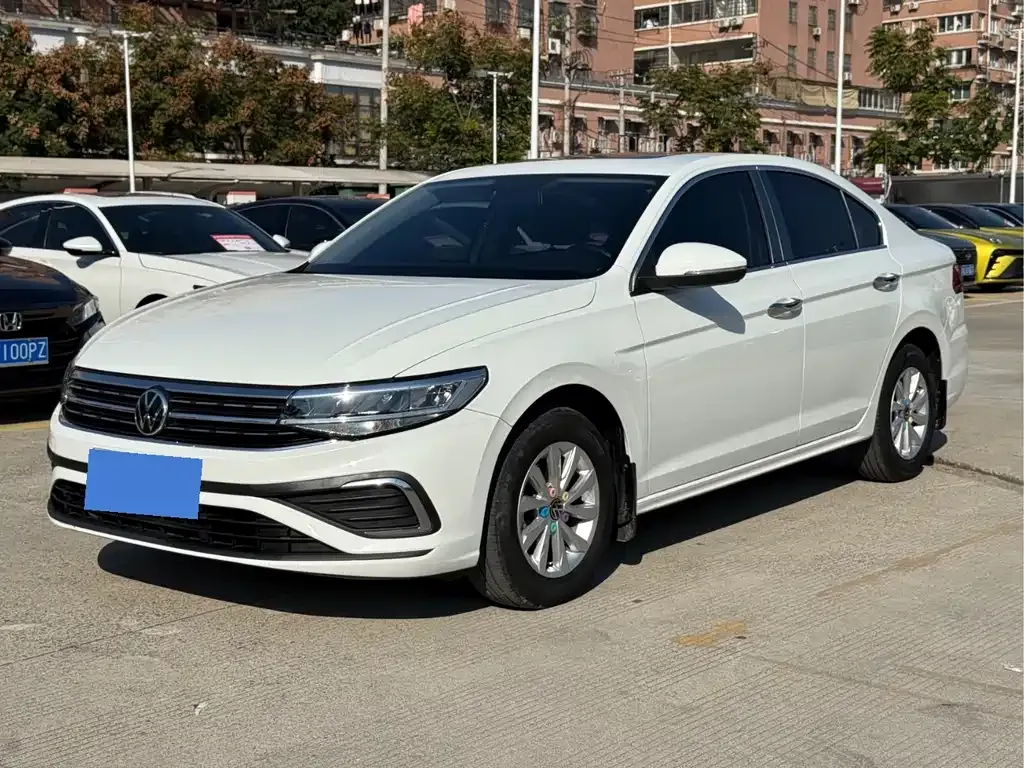Volkswagen Bora 2023 из CN, фото 1