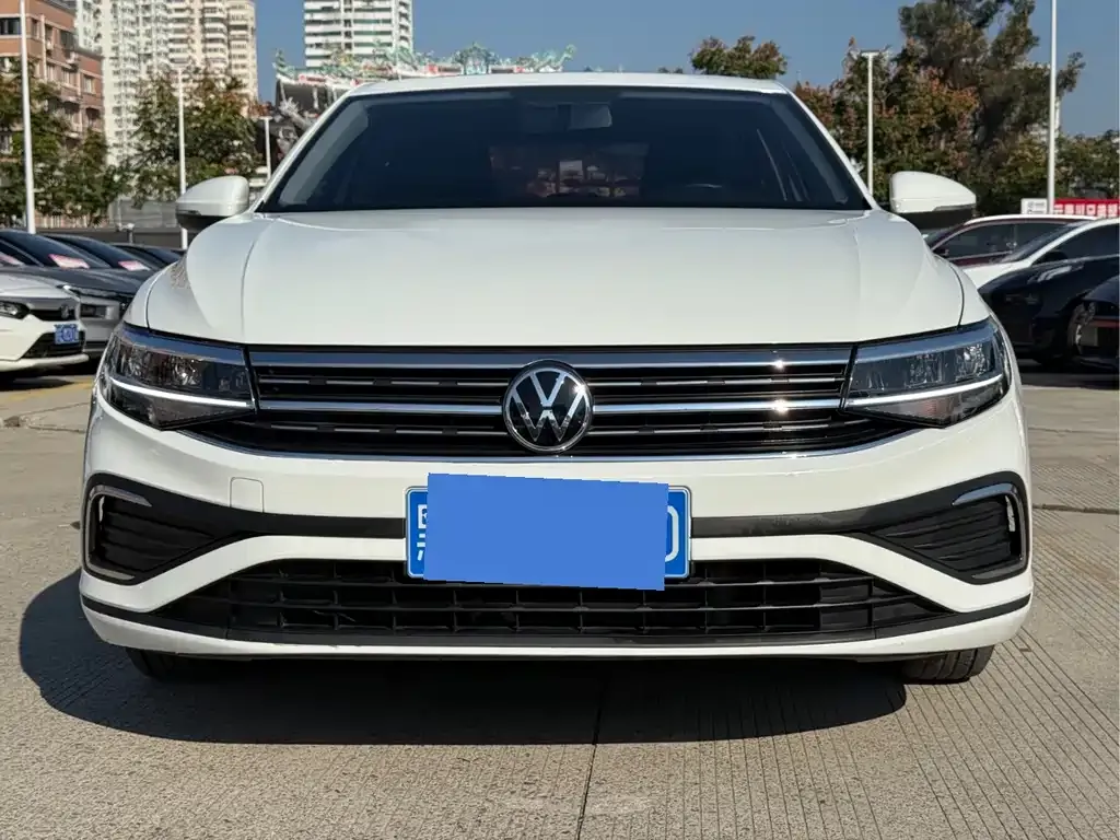 Volkswagen Bora 2023 из CN, фото 2